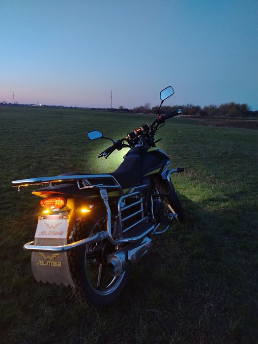 Продаётся мотоцикл Jelmaia 250, модель S8