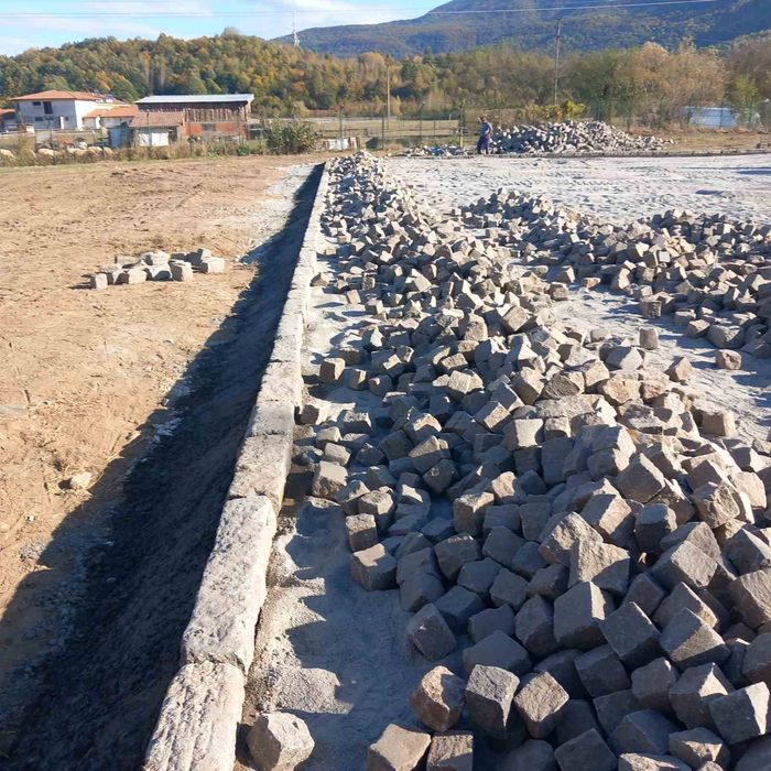 Продавам гранитни павета 10на10