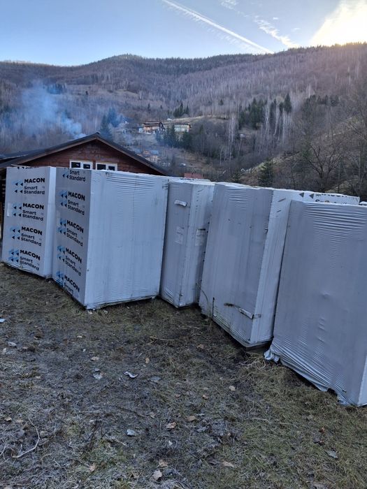 Vând 8 paleti de BCA