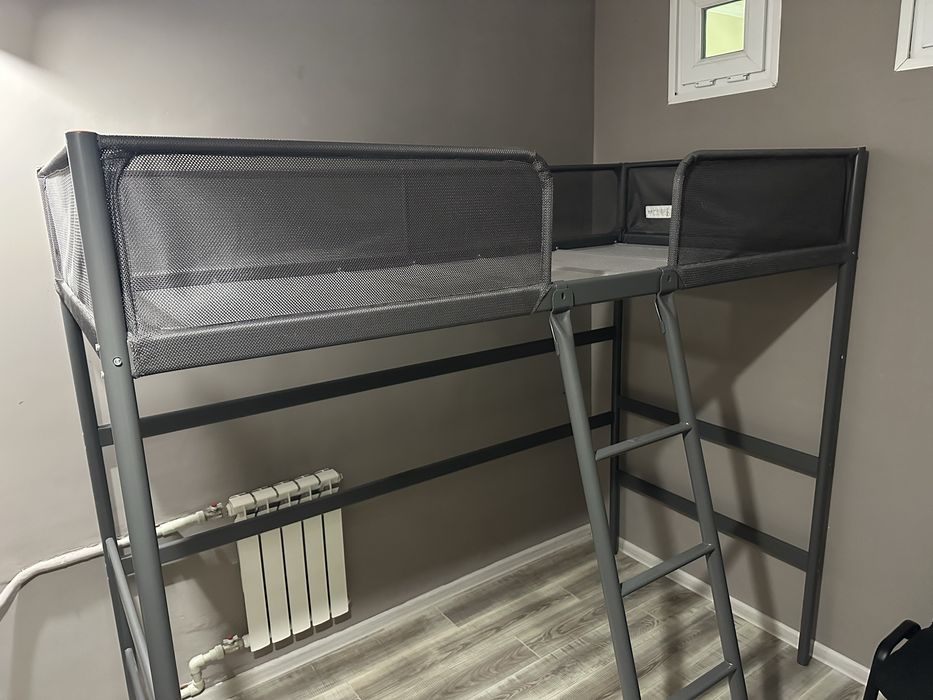 Кровать чердак IKEA TUFFING б/у 90x200см