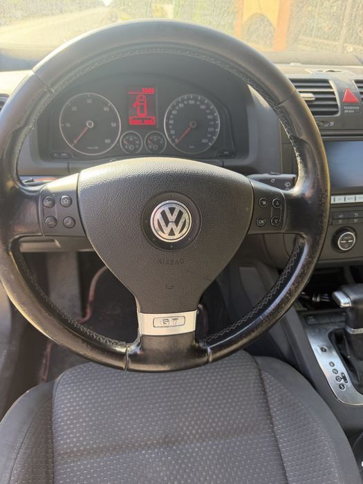 Volkswagen Golf 2007 diesel, 5.391 € — imagine 5