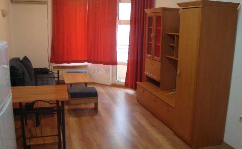 Дава се под наем Двустаен апартамент в Бургас, Изгрев - 50 кв.м за 81.6 € - Снимка #3