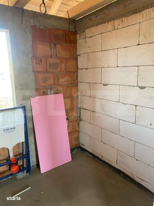 Case 3 camere, 115mp, zona Tisauti