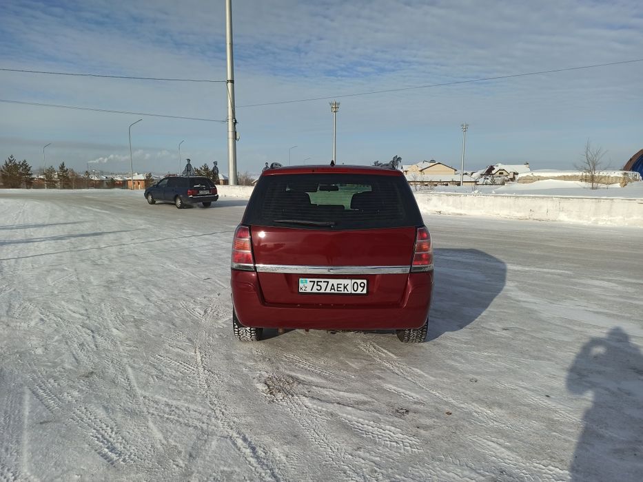 Продам Opel Zafira B