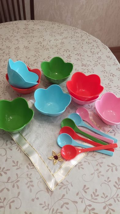 Мороженницы хорошего качества пластик