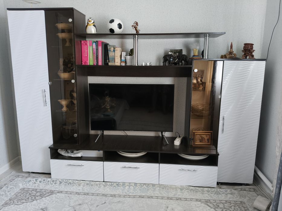 Продам стенку -горку в идеальном состоянии