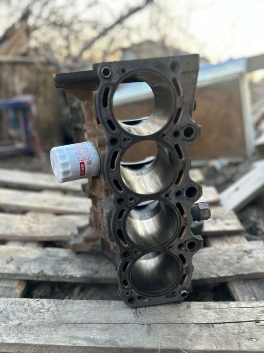 Запчасти от мотора 3 s fe