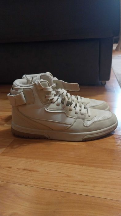 Incaltaminte casual,adidasi