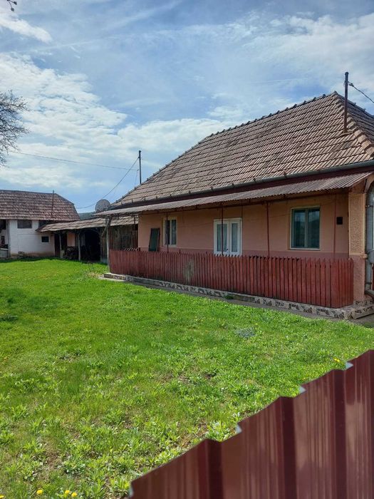 Vând casă în Cinta (jud.Mureș)