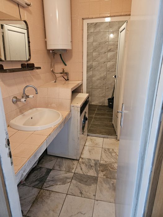 Продава се Тристаен апартамент в Пловдив, Христо Смирненски - 93 кв.м за 1506 €/кв.м - Снимка #6