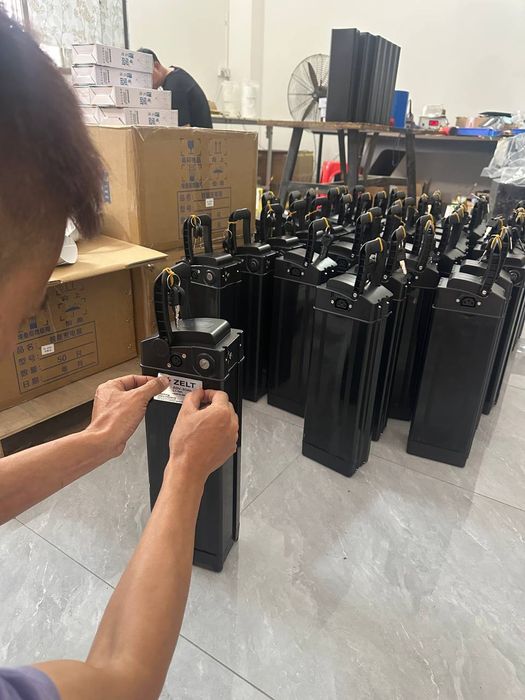 Arwndaga bolib tolashga Monster akumulyator Dorongo akmulyator 60x30