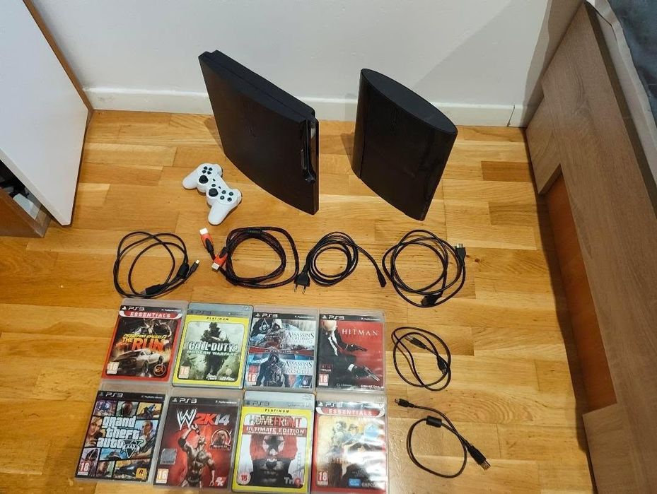 Комплект PS3 Slim + PS3 Standard + 9 игри + джойстик + кабели