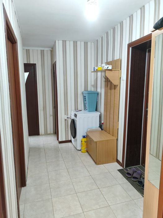 Продам 3 комнатый квартиру
