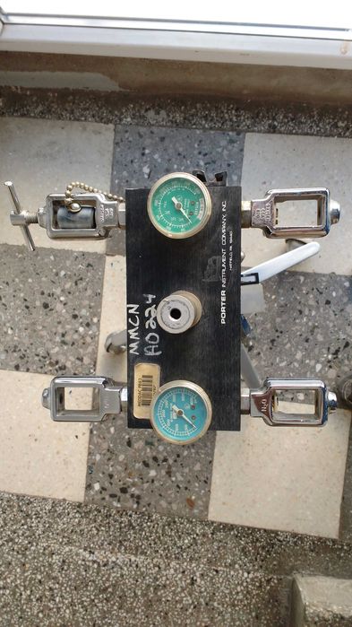 Стойка от медицинска апаратура