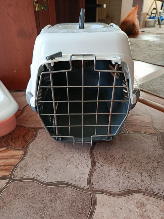 Продам переноску для животного