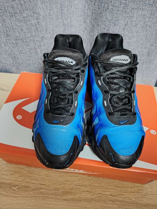 Оригинални маратонки NIKE номер 38.5