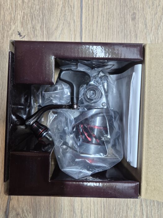 Риболовна макара Shimano stradic  2500HG ci4