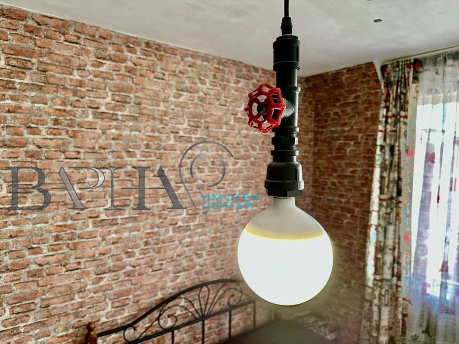 ПРОСТОРЕН АПАРТАМЕНТ! Двустайно жилище - кв. Левски!