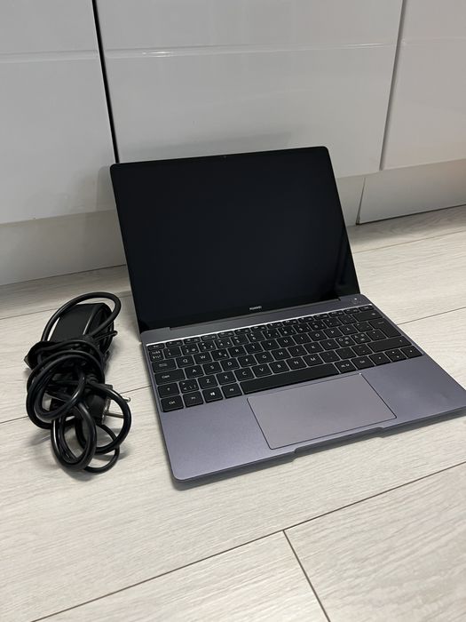 Huawei MateBook• i7• touch •