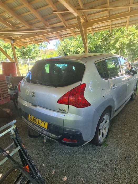Peugeot 3008 2011