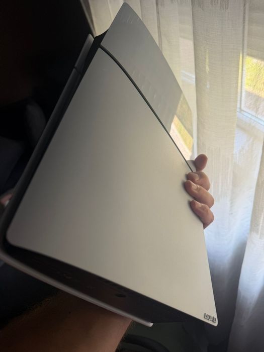 PlayStation 5 slim, pret fix