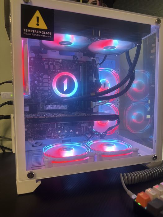 Calculator i9 14900K - 16GB RAM - SSD500Gb - nVidia 8Gb - 750w sursa