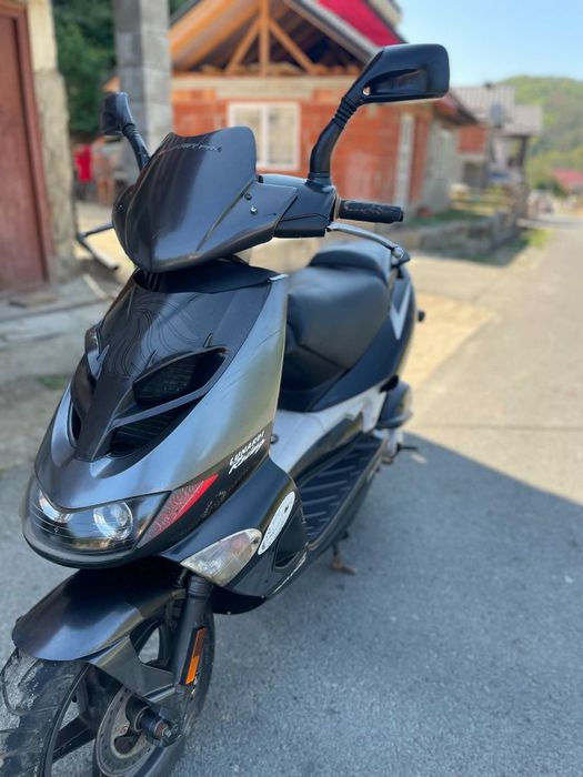 Aprilia sr 50  stare bună
