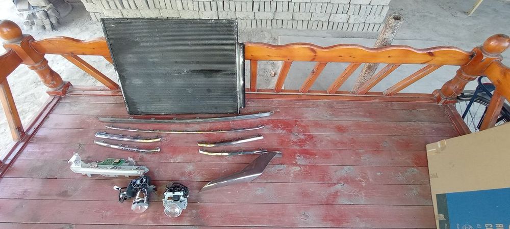 Радиатор кондиционера на Ланд крузер