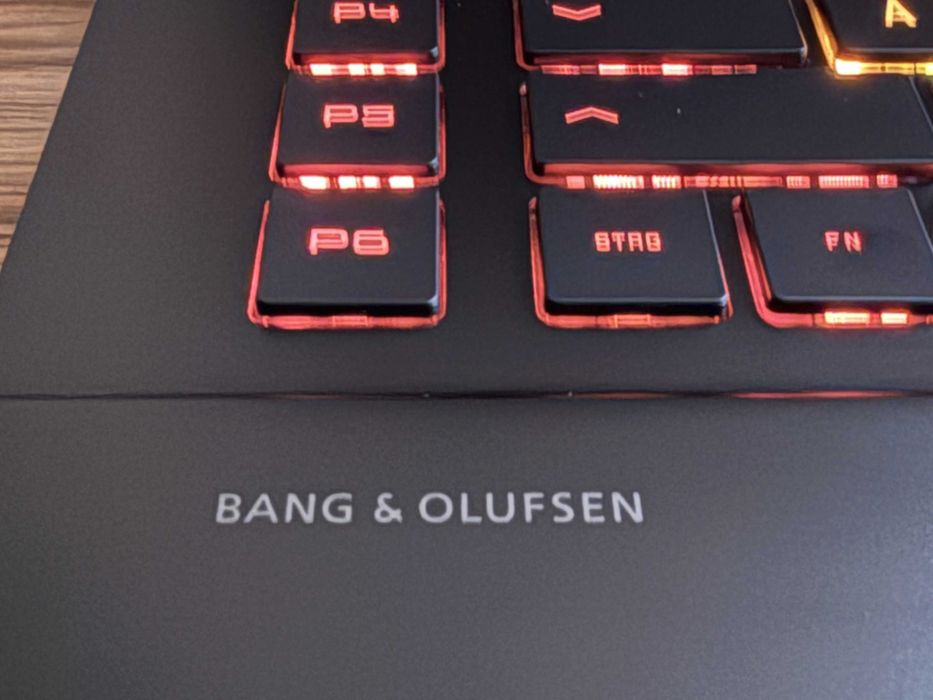 17.3 HP Omen`i7-11800H/RTX 3070/16GB RAM/512GB SSD/FHD IPS 144Hz