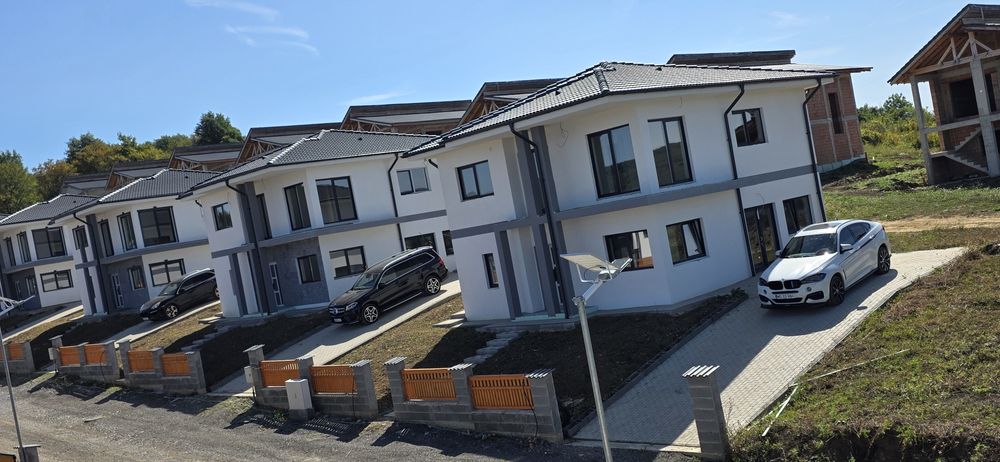 Case de vanzare. Panorama Residence