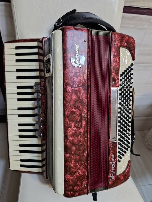 Acordeon Guerrini 120 basi rosu