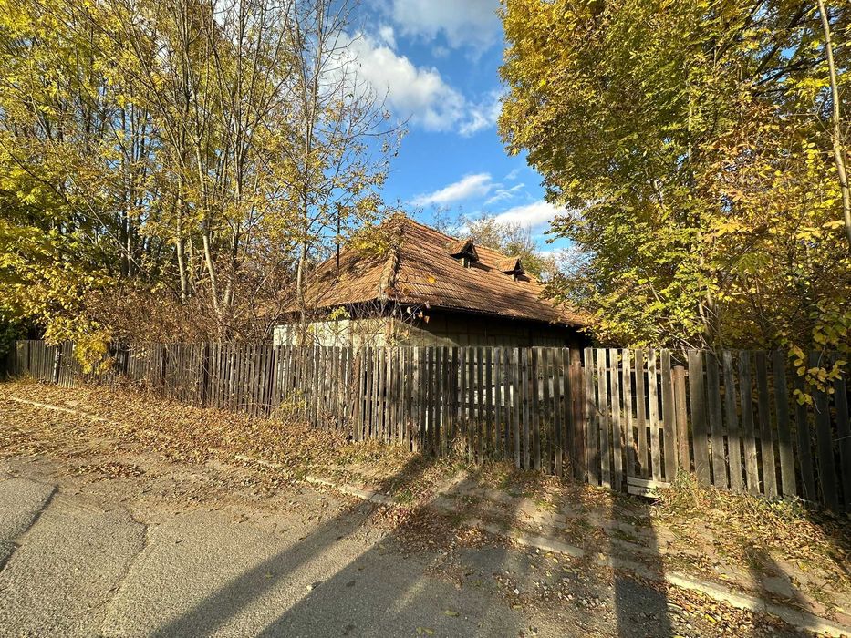 teren si casa in slanic