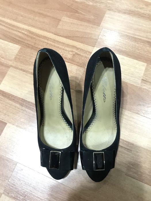 Женские туфли