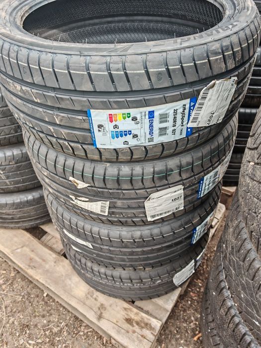 Vand anvelope noi vara Triangle EffexSport 225/40/18"
