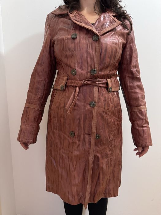 Кожено манто,  естествена кожа, пепел от рози