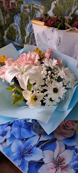 Срочно продам цветы