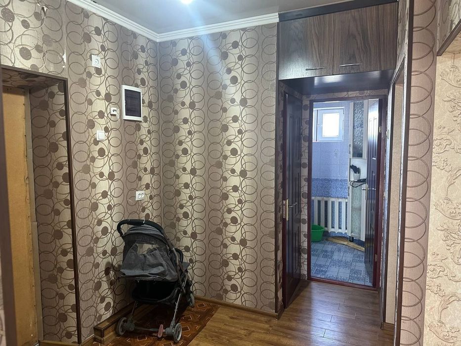 Yangi yolda 2xona  uy sotladi