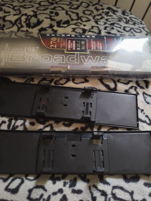 Зеркало заднего вида