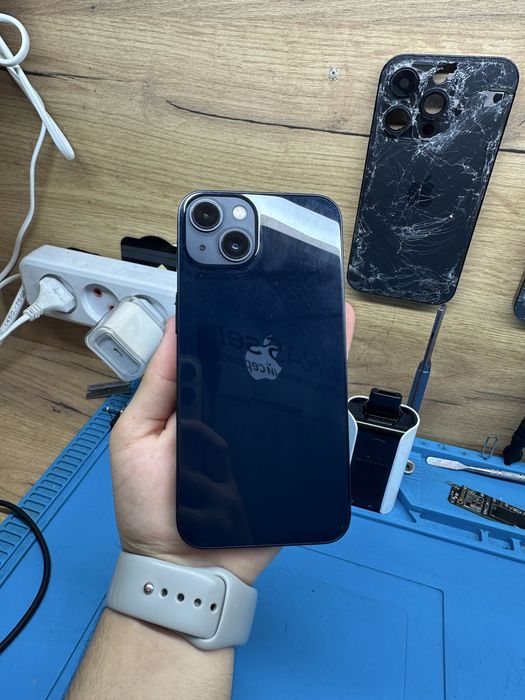 iPhone 13 128гб емксоть 77%