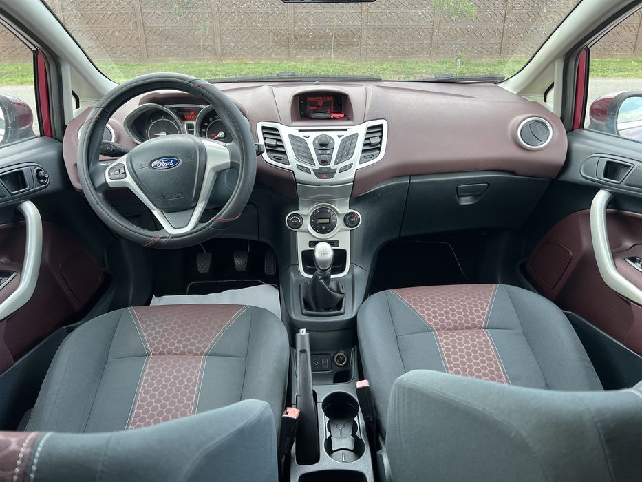Ford fiesta 1.4 tdci , satre foarte buna