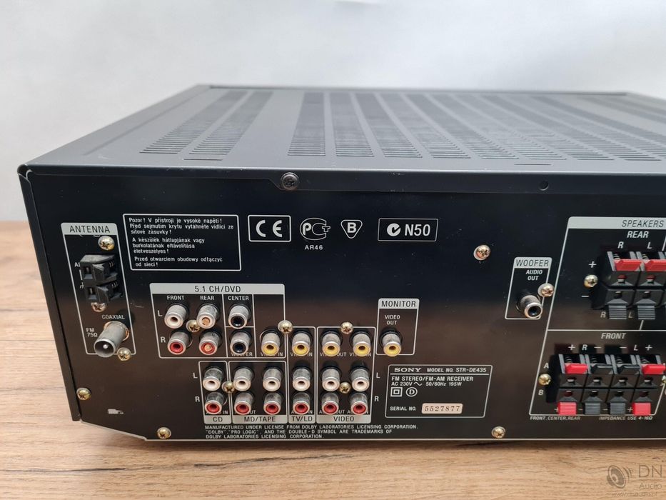 много як и качествен оригинален усилвател-рисиивър Сони-200 ватов