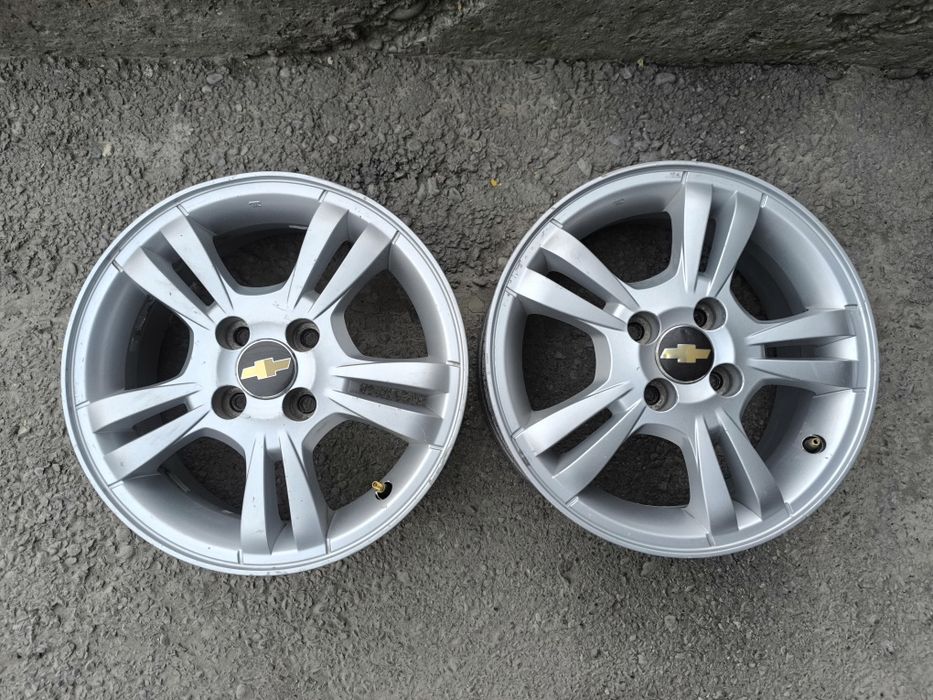 Диски на Шевролет нексия