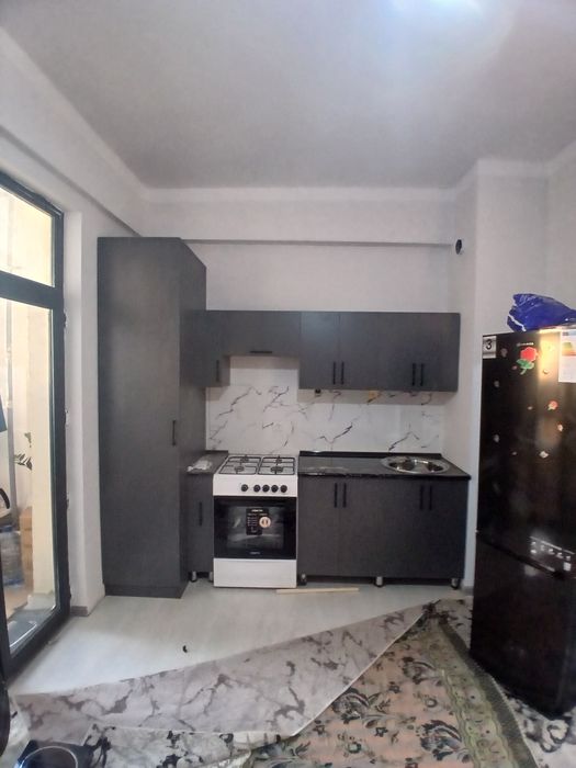 Kuhinniy mebel yasaymiza zakasga