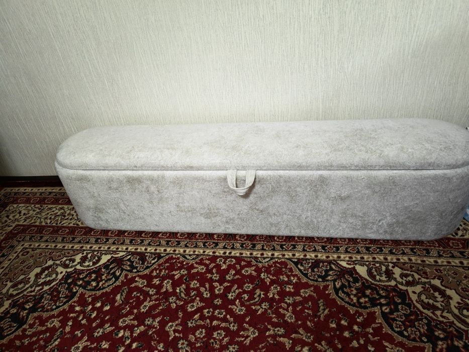 Sofa mebel  yengi