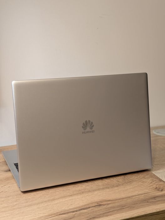 Huawei MateBook X Pro (3K Touchscreen) – Unic Proprietar