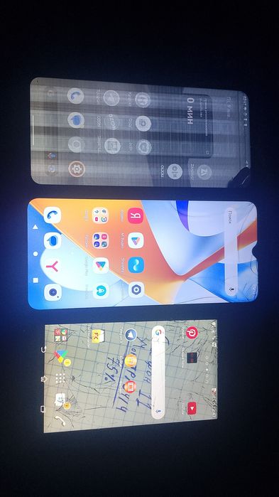 Продам телефоны 4 штуки