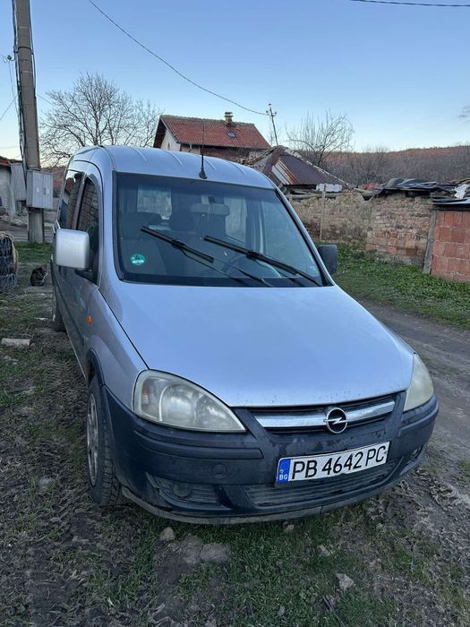 Opel combo 1.6 ..
