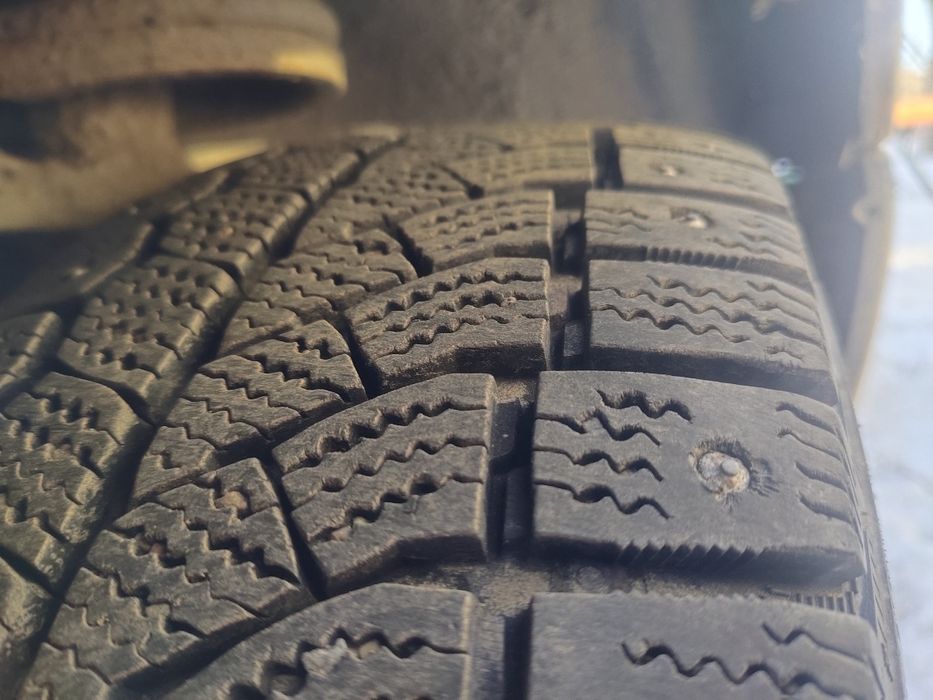 Зимние шины в комплекте