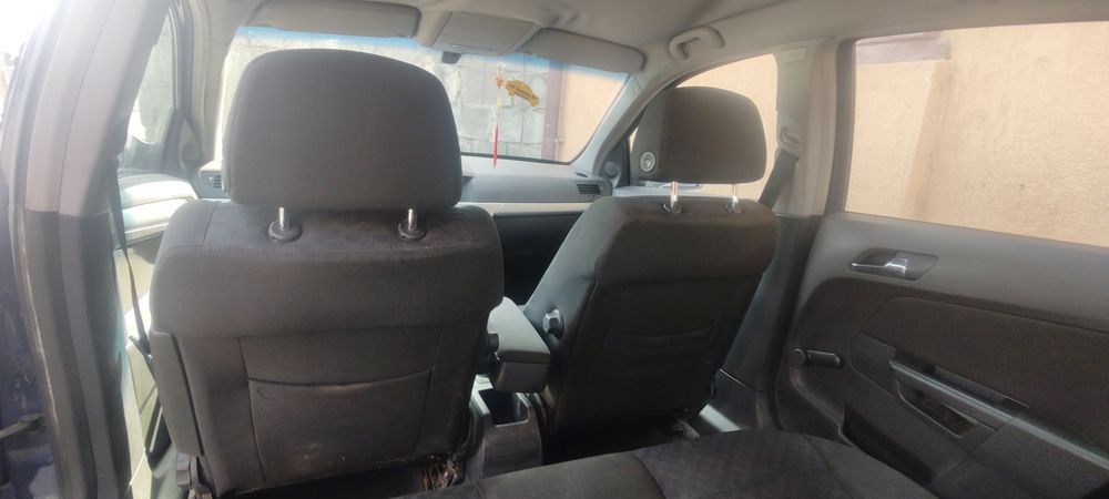 OPEL Astra 2004 — imagine 3