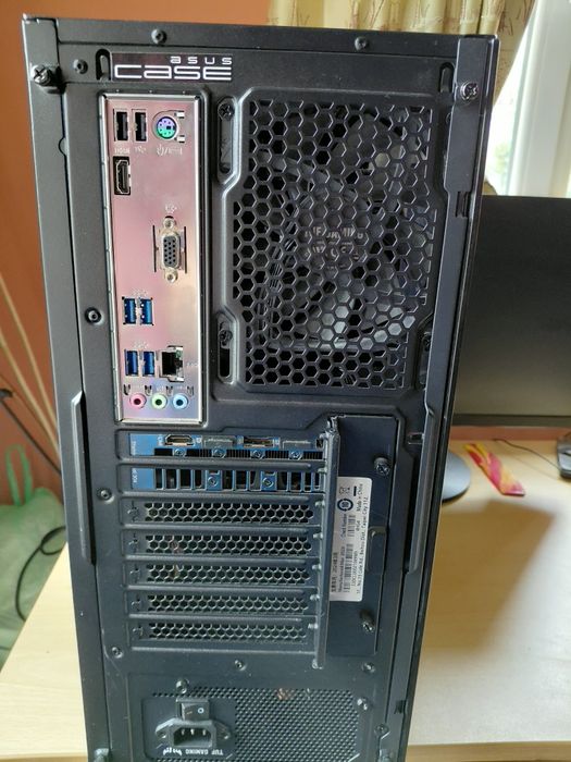 Геймърски компютър